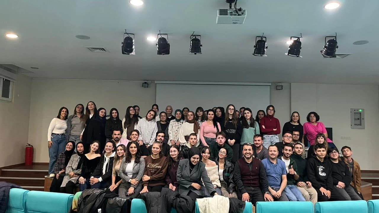 Yozgat Bozok Üniversitesi Tiyatro Topluluğu Yeni Döneme Hazır